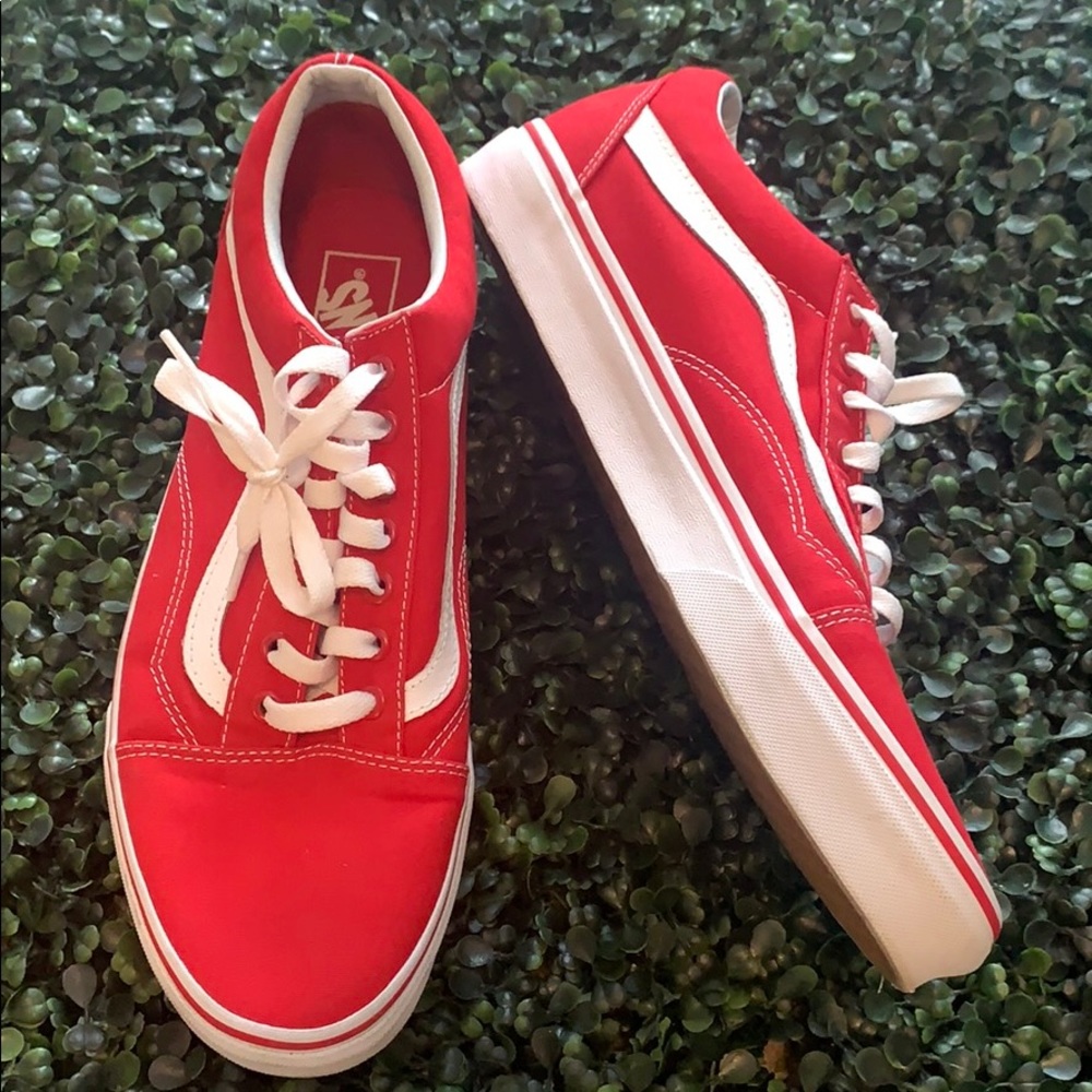 MENS SIZE 10.5